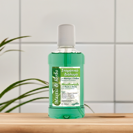 Ústna voda s mastichou, stéviou a mätou